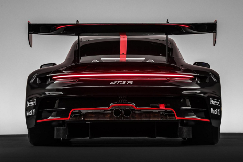 Porsche, véhicules électriques ou à essence synthétique ?